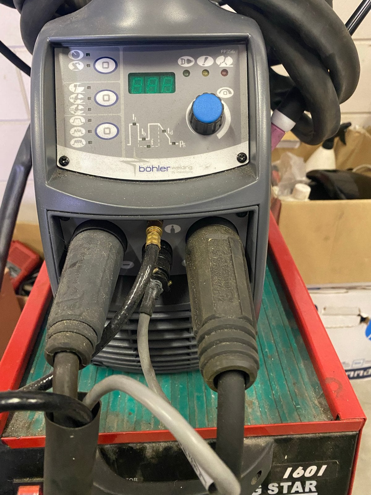 Böhler Welding TERRA 180 TLH TIG Lasapparaat – Complete set, Doe-het-zelf en Verbouw, Ophalen, Zo goed als nieuw, 150 tot 250 ampère