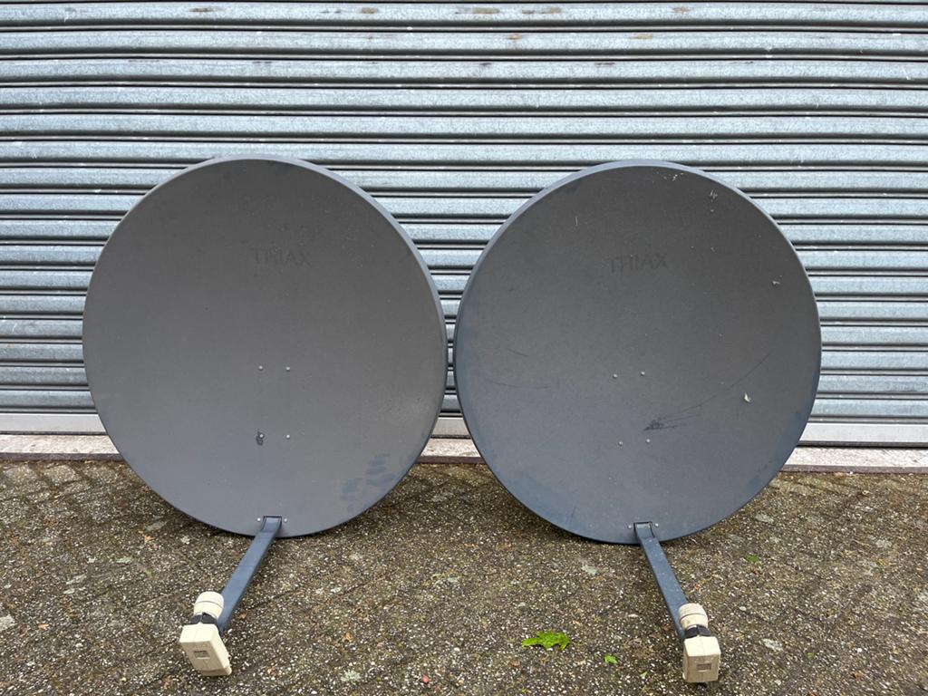 Triax schotelantenne 1 meter! Nog 1 over Gebruikt, Telecommunicatie, Ophalen, Gebruikt