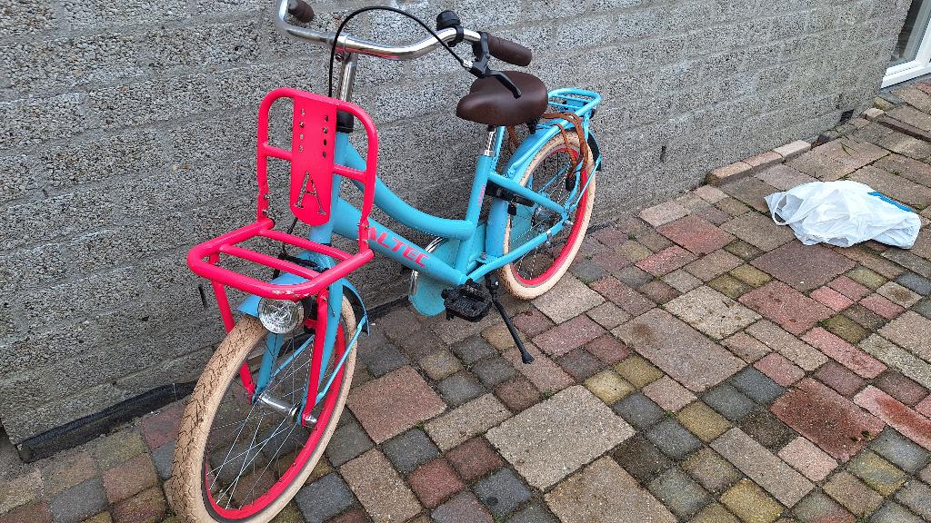 Altec Urban 20 inch meisjesfiets blauw roze met voordrager, Fietsen en Brommers, Ophalen, Terugtraprem, Gebruikt, Altec Urban