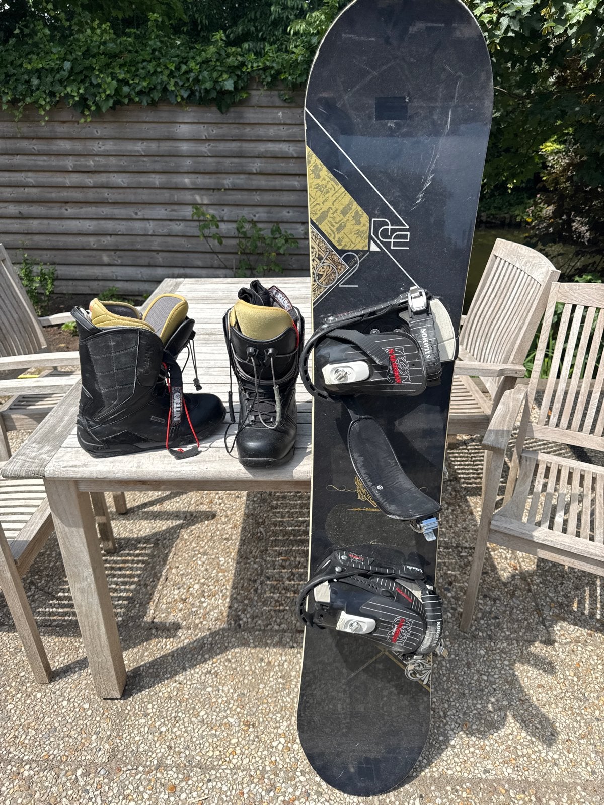 Snowboard set: Salomon swowboard , Nitro boots, Ophalen, Gebruikt, Board