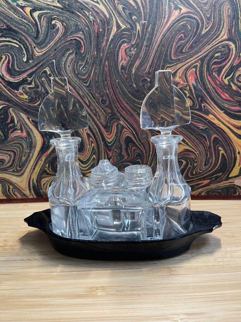 Antieke glazen cruet set 7 delig, zwart onderbord, Ophalen of Verzenden