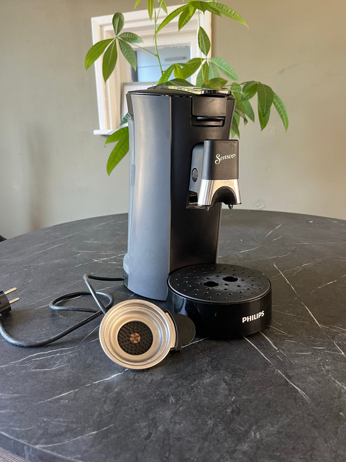 Philips Senseo koffiezetapparaat - Zwart, Koffiepads en cups, Gebruikt, Koffiemachine, Ophalen of Verzenden