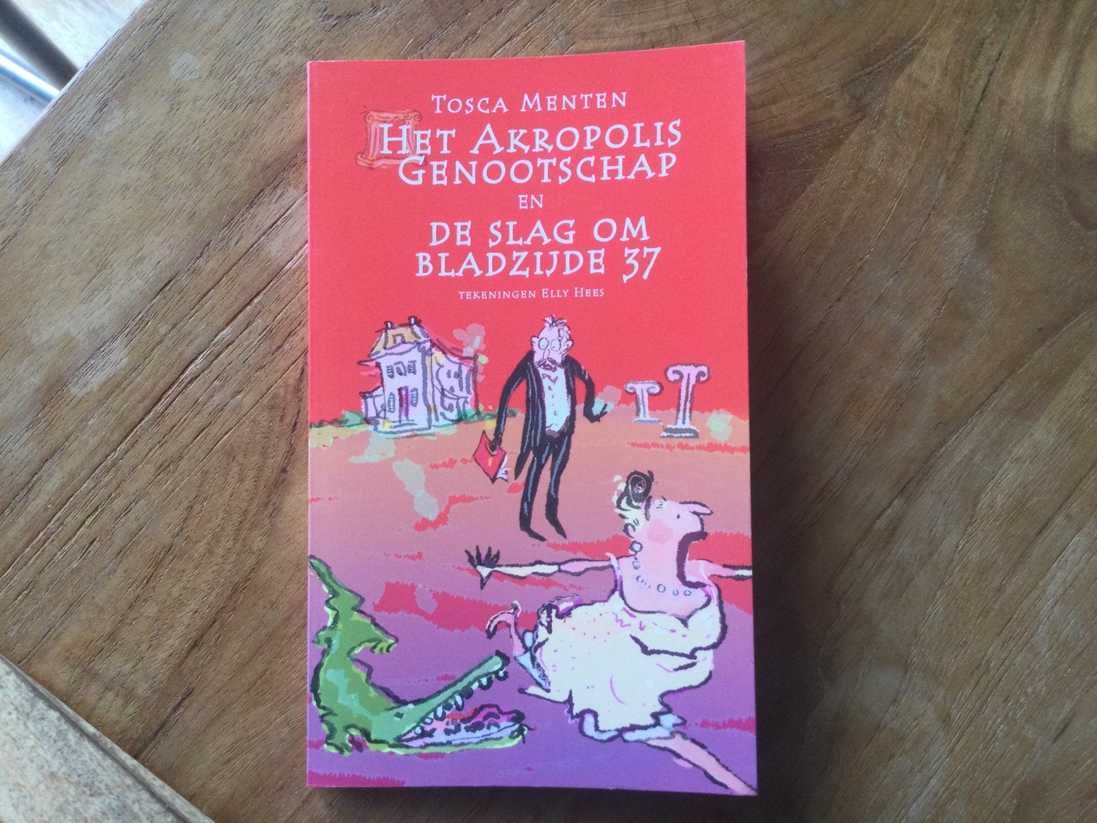 T. Menten, Het Akropolisgenootschap en de slag om blz. 37, Ophalen of Verzenden, Zo goed als nieuw