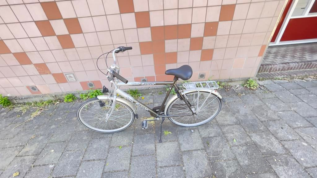 Stadsfiets met 6 versnellingen en bagagedrager, Fietsen en Brommers, Fietsen | Vouwfietsen, Zo goed als nieuw, 20 inch of meer