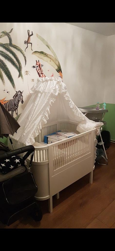 Sebra Kili Ledikant - Wit (uitbreidbaar), Kinderen en Baby's, Babywiegjes en Ledikanten, Ophalen, Gebruikt, Ledikant
