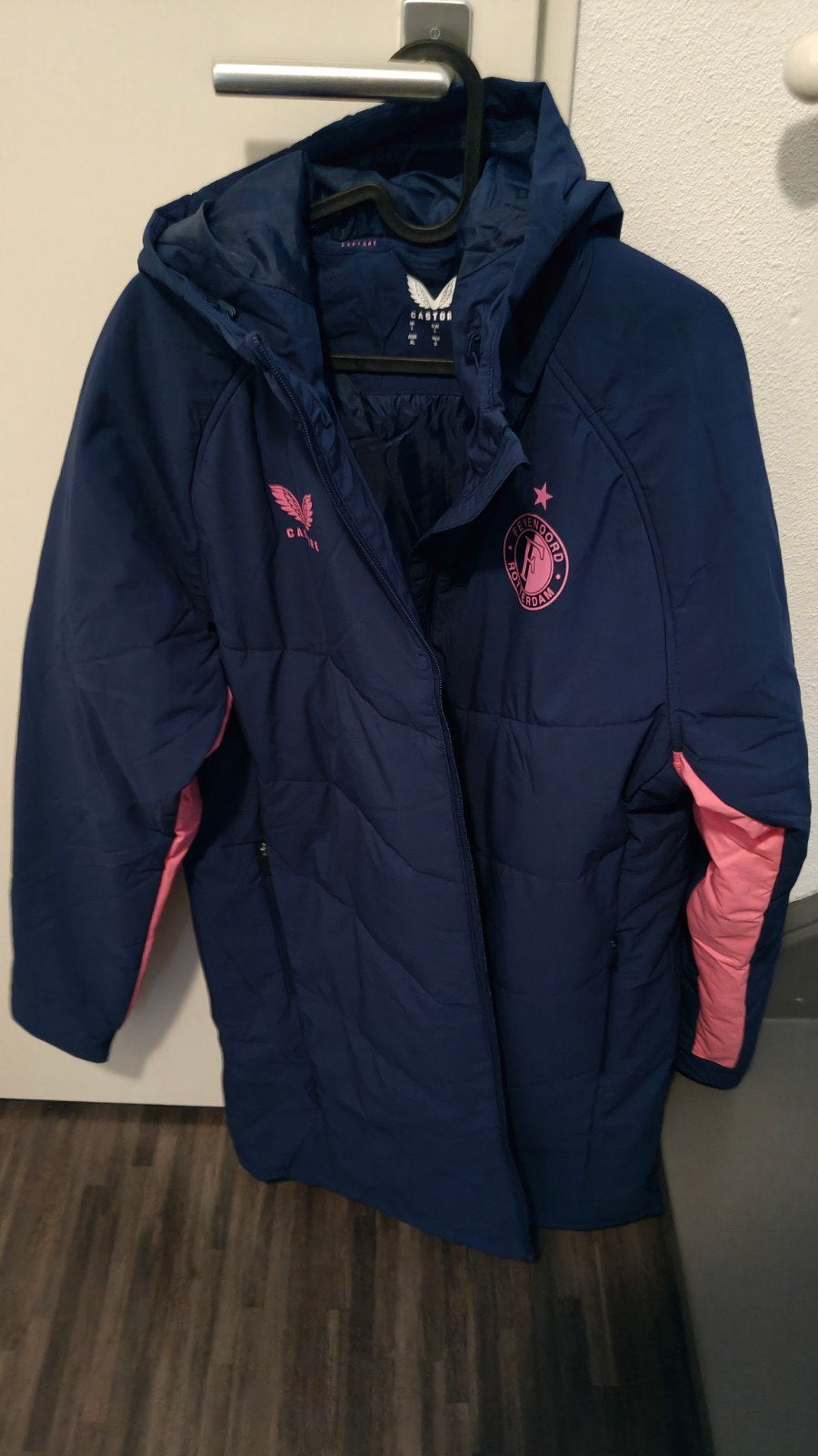 Feyenoord Castore Winterjas Maat L, Kleding | Heren, Jassen | Winter, Maat 52/54 (L), Ophalen of Verzenden, Zo goed als nieuw