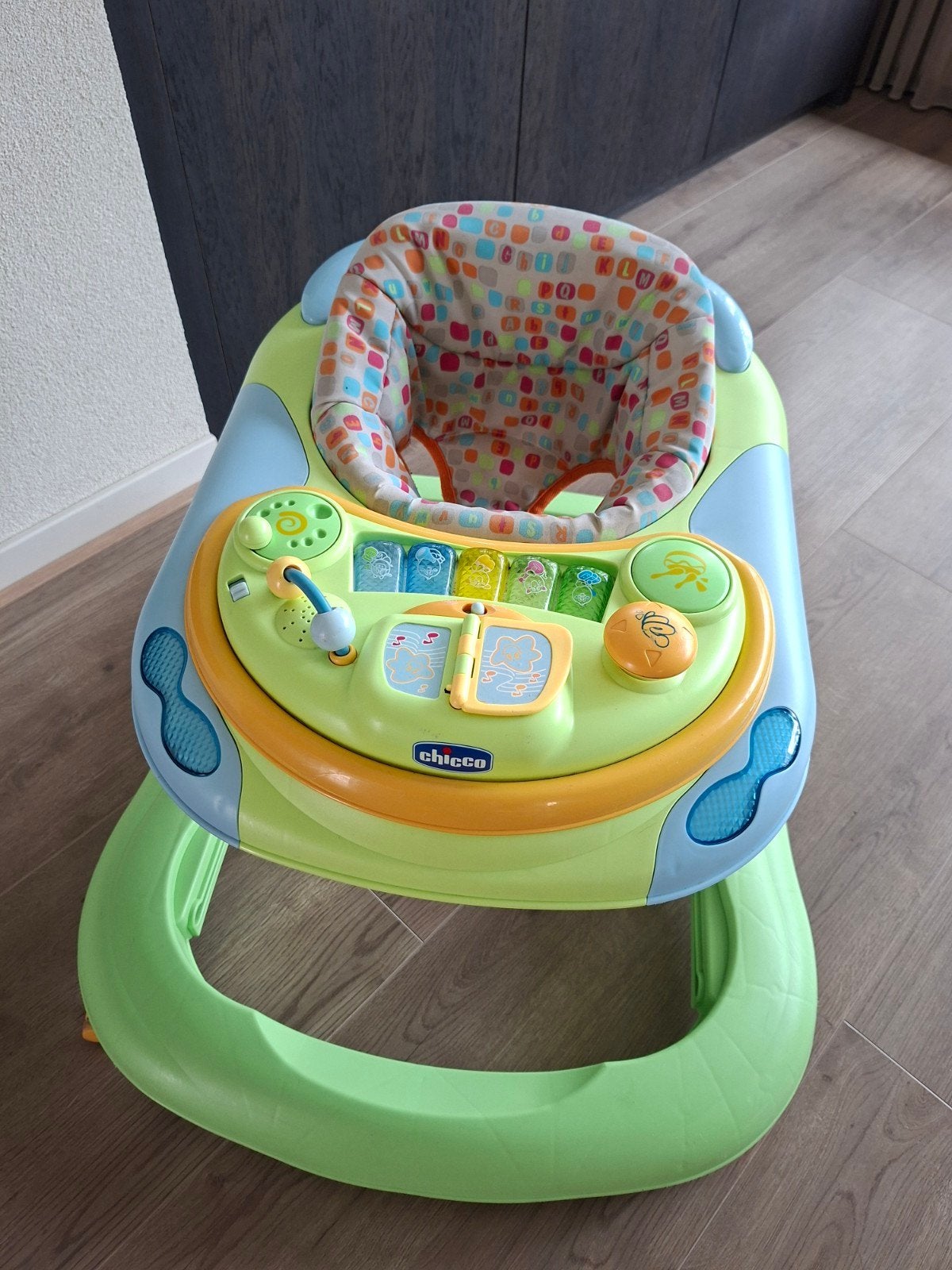 Chicco loopstoel - babywalker, Ophalen, Gebruikt, Overige typen, Met licht