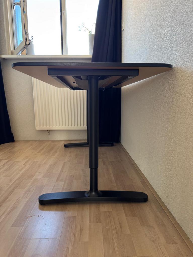 Ikea Bekant bureau zwart fineer. 160x80, Ophalen, Zo goed als nieuw