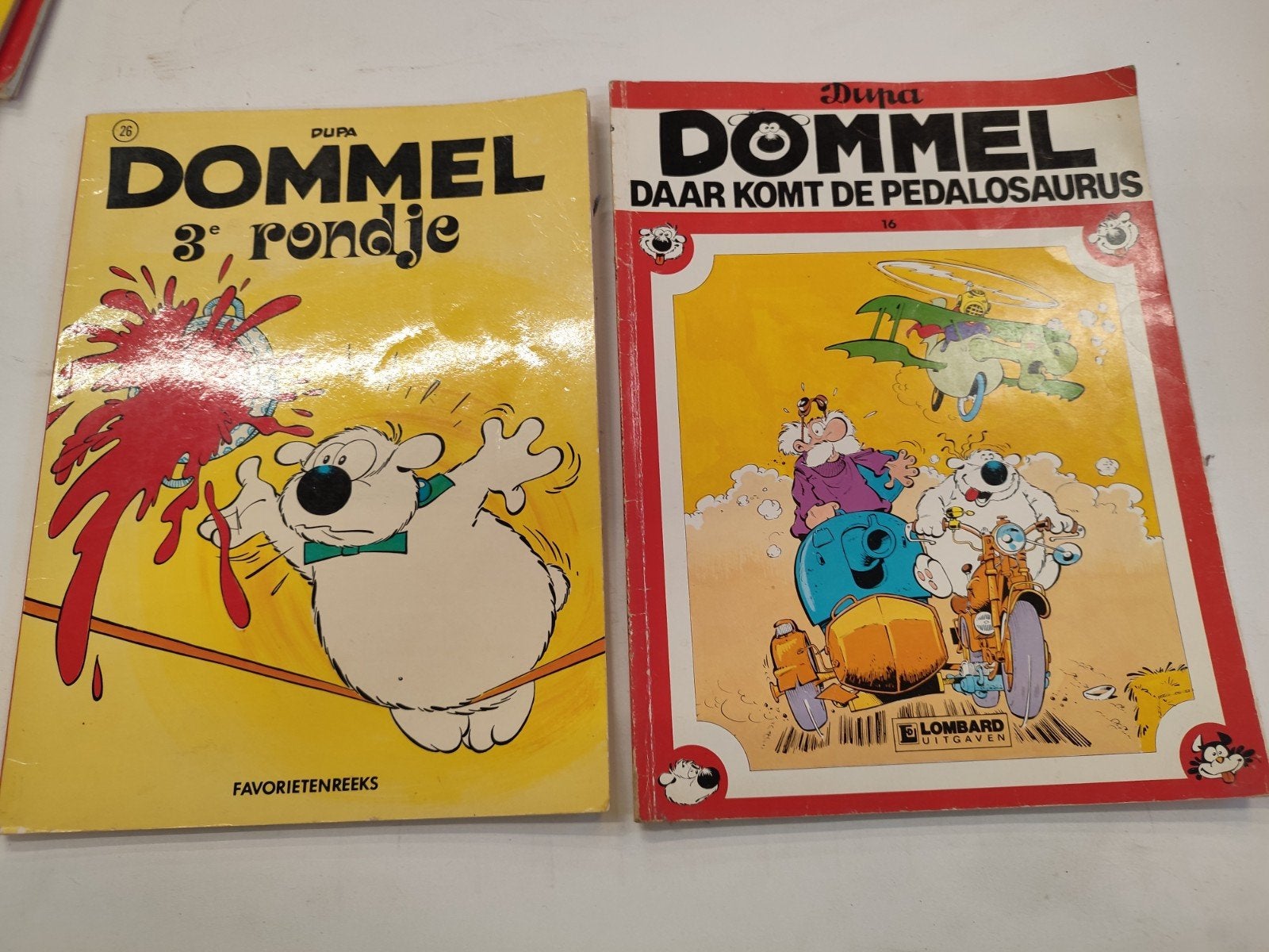 Dommel strips: 3e rondje en Daar komt de Pedalosaurus, Meerdere stripboeken, Ophalen of Verzenden, Gelezen, Dupa