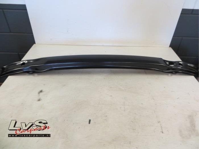 Bumperframe voor van een BMW 5-Serie, Gebruikt, -, -, Ophalen of Verzenden