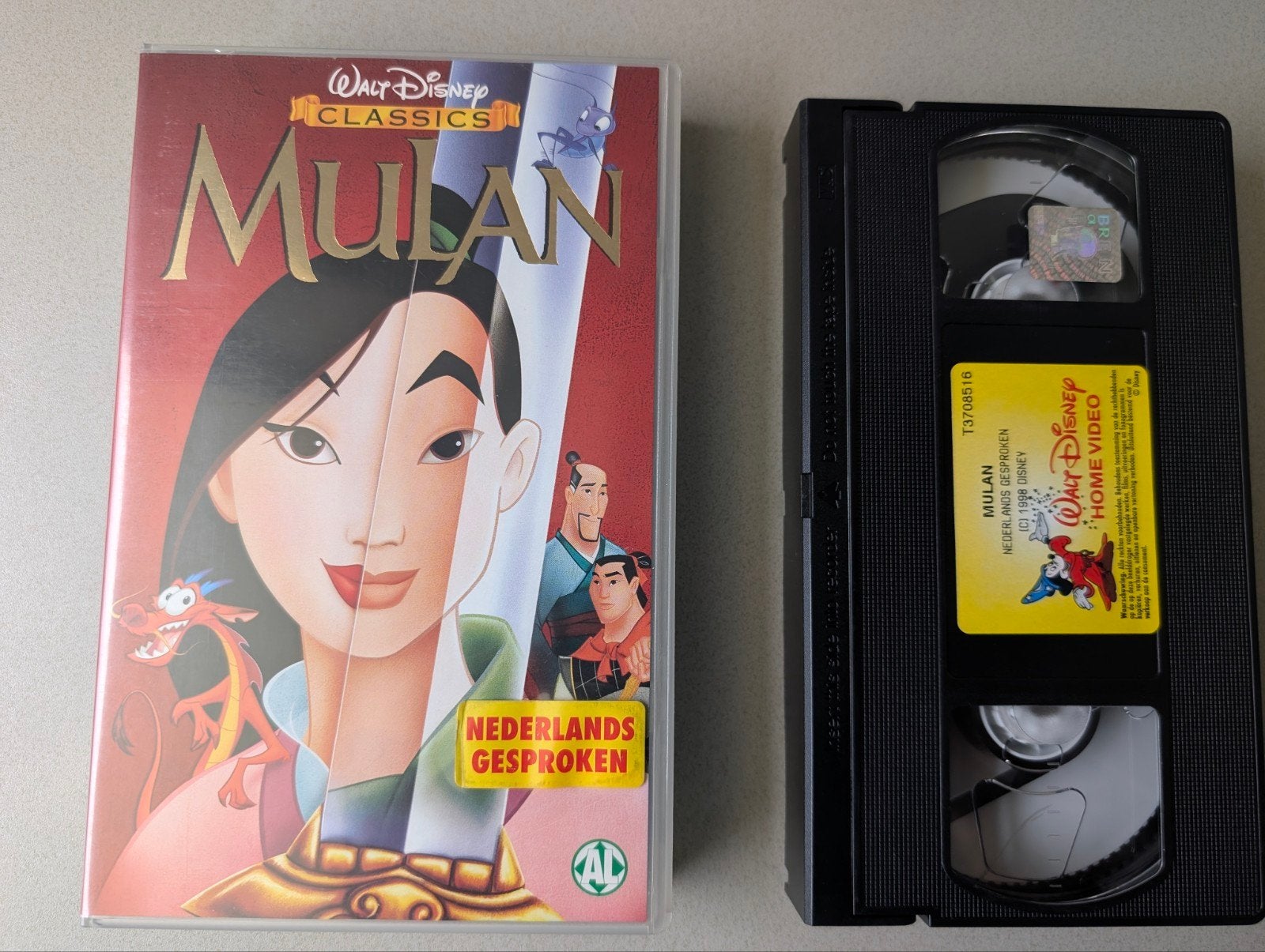 Disney Classics Mulan - Originele Nederlandse Versie VHS, Nederlands ondertiteld, Gebruikt, Alle leeftijden, Kinderfilm
