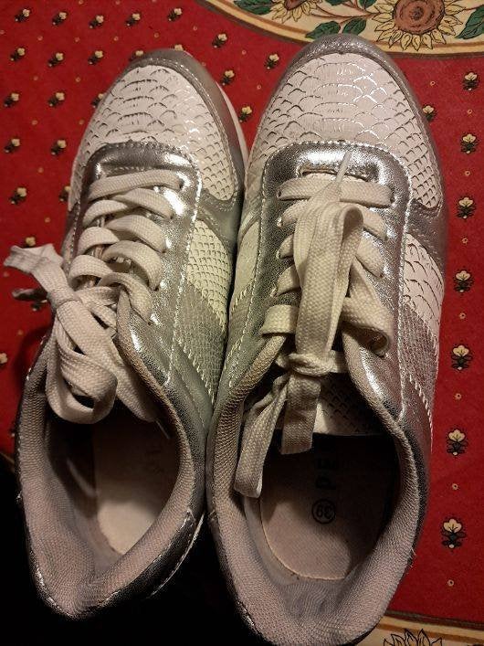 Prescara sneakers schoenen maat 39, Ophalen of Verzenden, Gedragen, Sneakers of Gympen