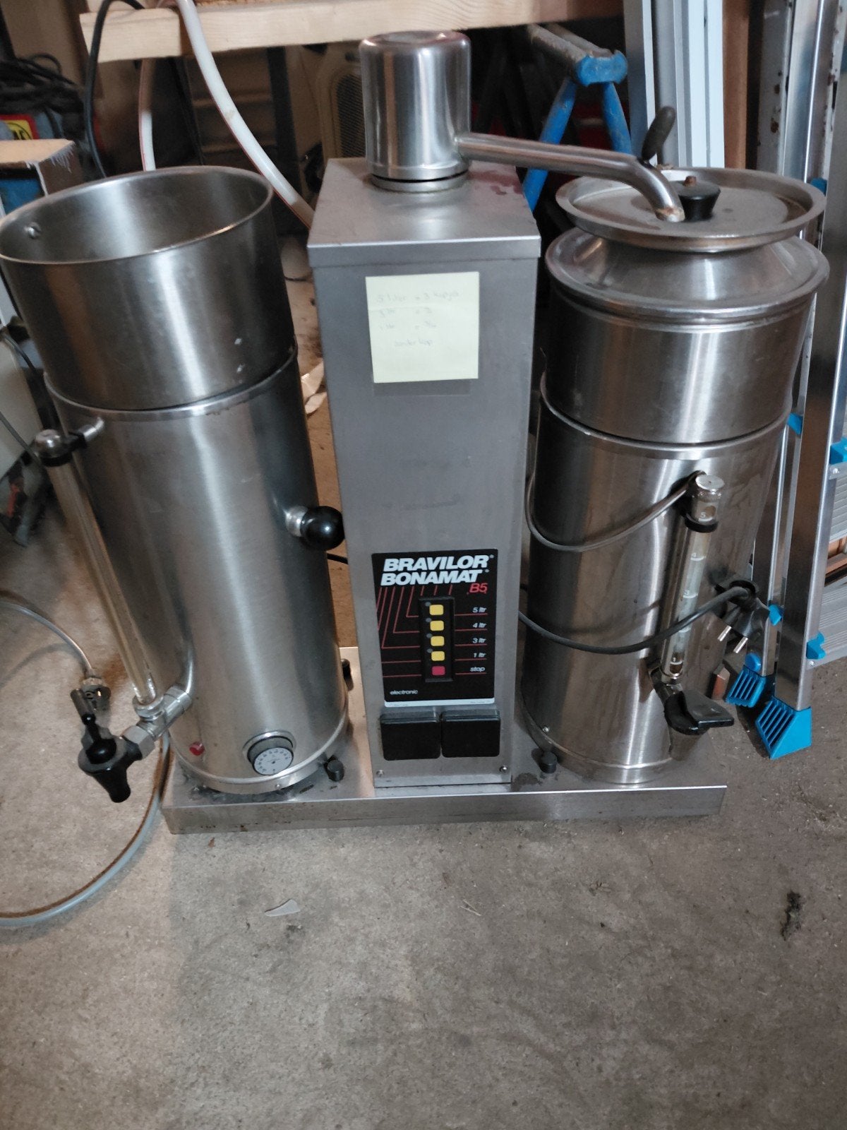 bravilor bonomat 2x 5liter, Witgoed en Apparatuur, 10 kopjes of meer, Ophalen, Gebruikt, Koffiemachine