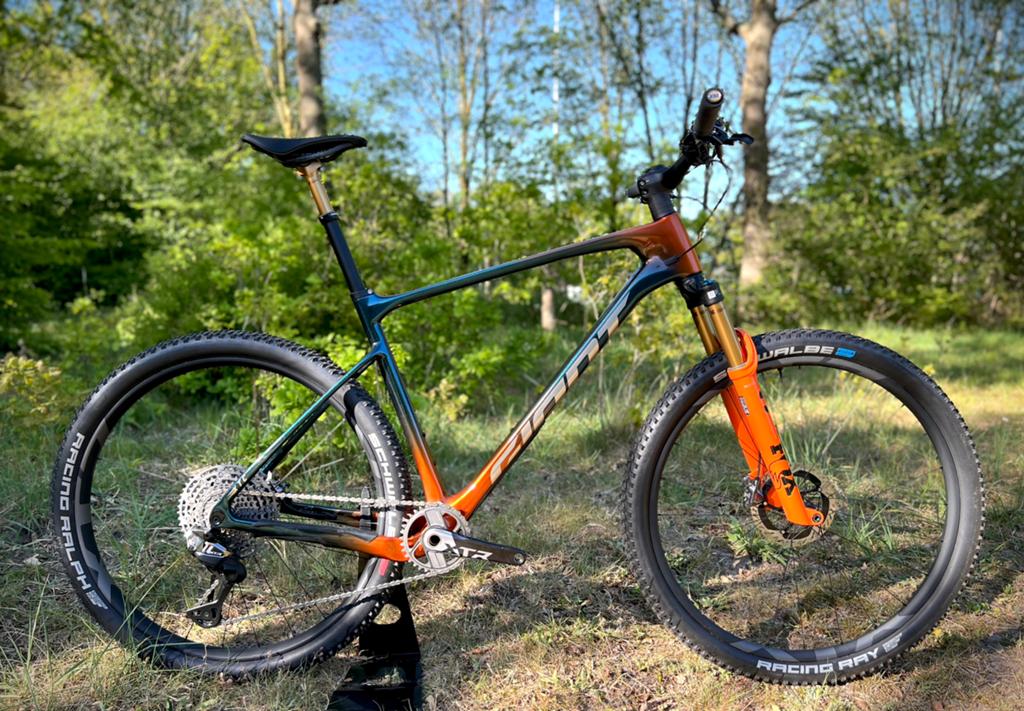Koopje Full Carbon Giant XTC SL Fox 34 XTR Di2 Disc XL 9,2KG, Fietsen en Brommers, Fietsen | Mountainbikes en ATB, 57 cm of meer