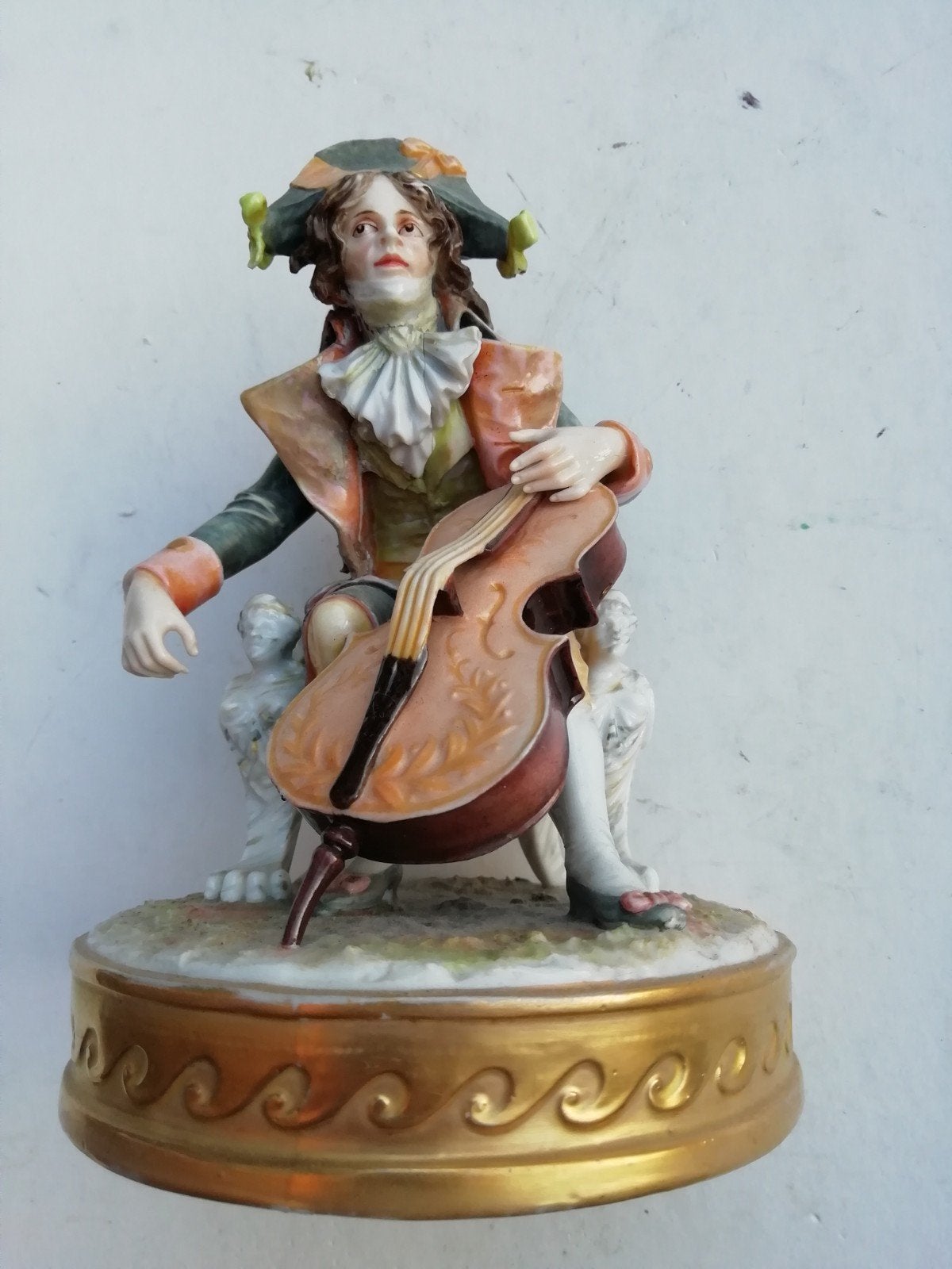 Antiek Porseleinen Beeld van Cellist, Ophalen of Verzenden