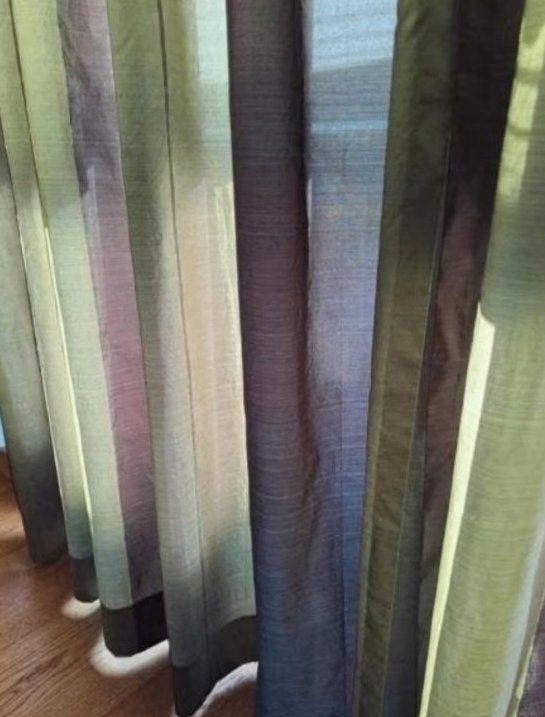 In between gordijnen.Totale breedte 5 mtr.In delen mogelijk, Huis en Inrichting, Overige merken, Plooiafwerking, 259 cm, Groen