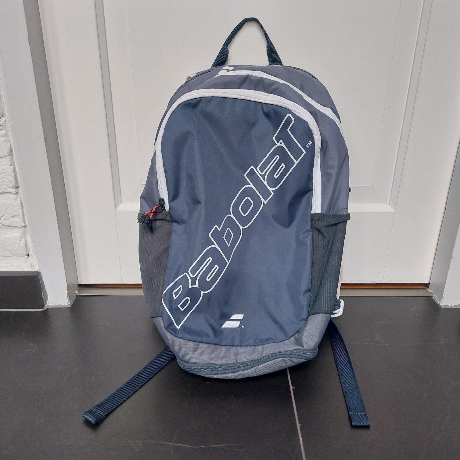 Babolat tennistas Evo Court, Sport en Fitness, Tennis, L2, Ophalen of Verzenden, Zo goed als nieuw, Tas