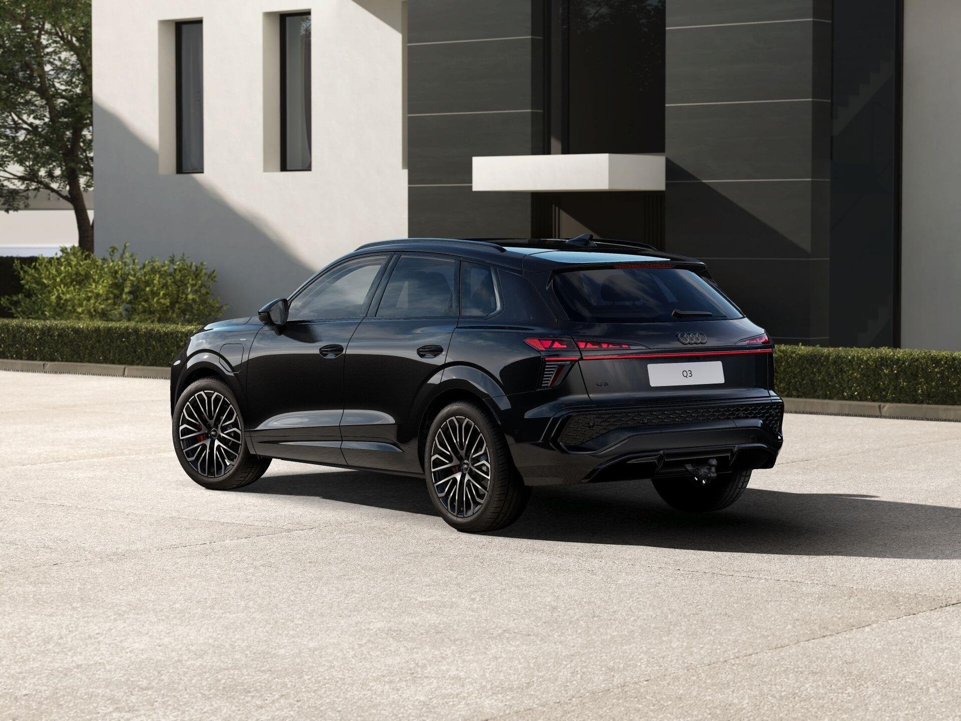 Audi Q3 1.5 e-hybrid 272pk S Edition | Panoramadak | 20" Vel, Auto's, Audi, 12 maanden, 1800 kg, 1498 cc, 4 cilinders