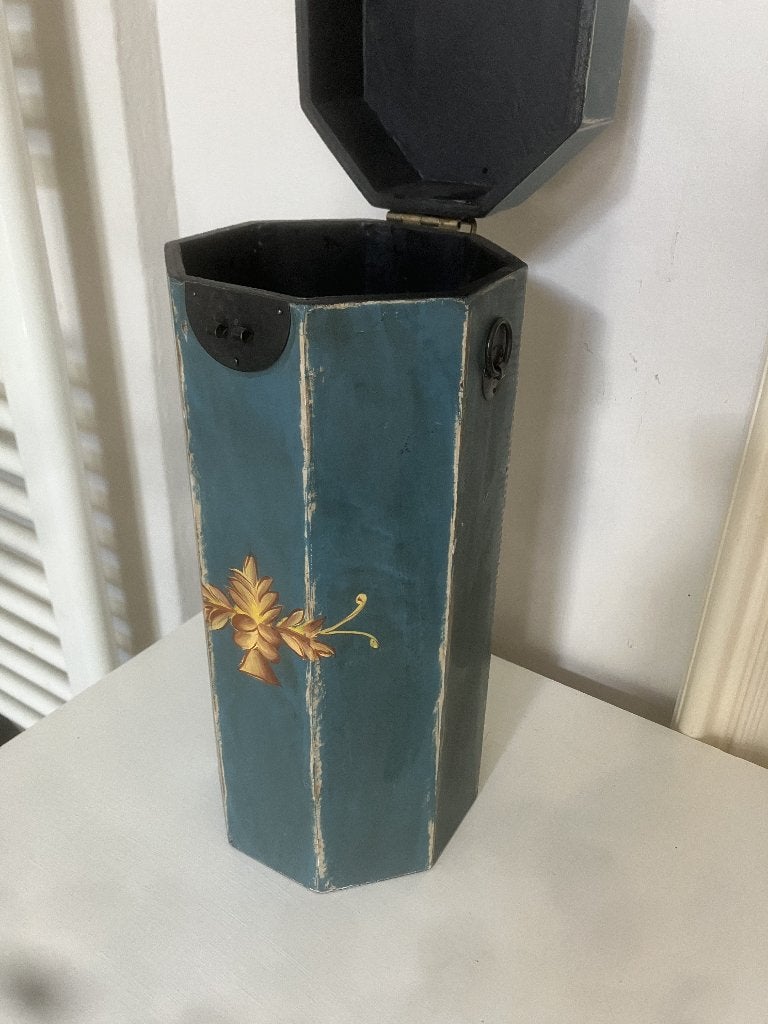 Vintage, achthoekige houten wijnkist met scharnieren deksel, Ophalen of Verzenden