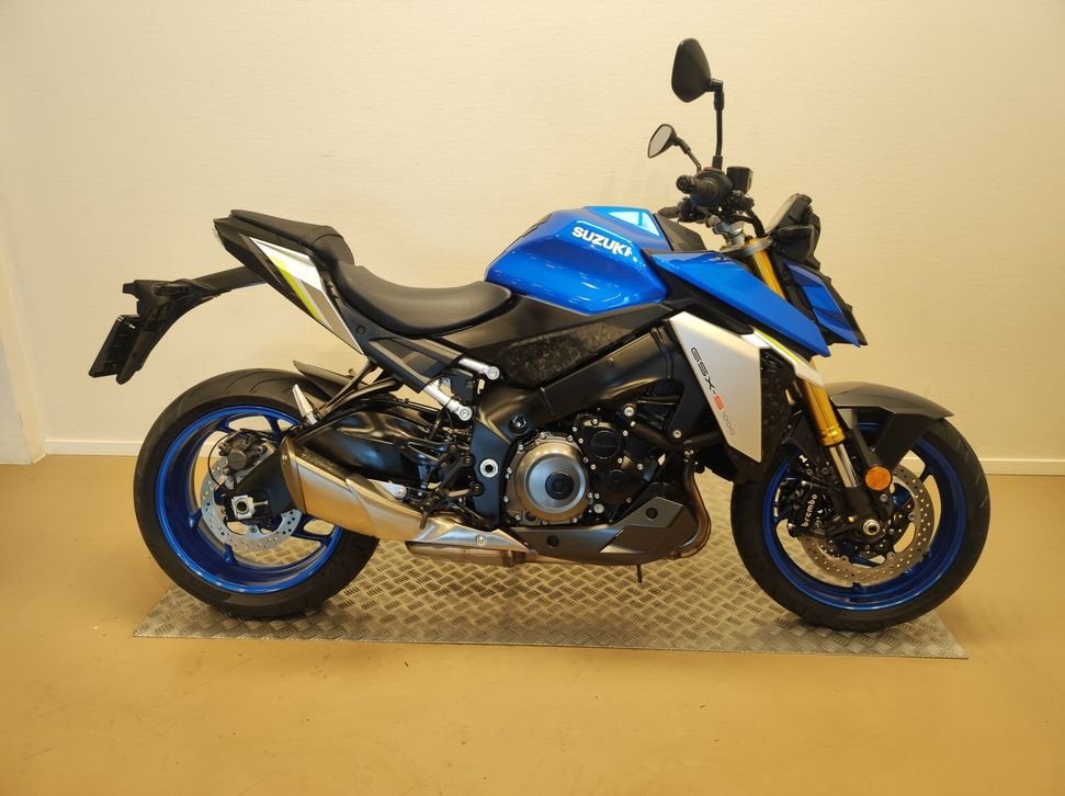 SUZUKI GSX-S 1000 (bj 2021) 30,996 km, SUZUKI, 4 cilinders, Bedrijf, Onbekend