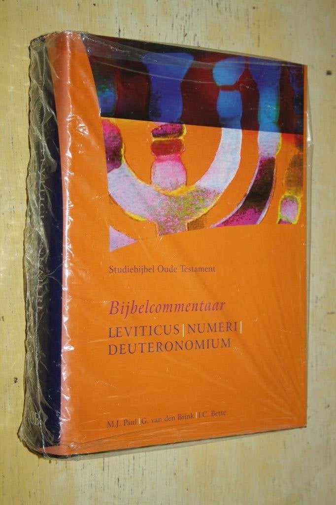 Bijbelcommentaar Leviticus Numeri Deuteronomium studiebijbel, Ophalen of Verzenden, Gelezen