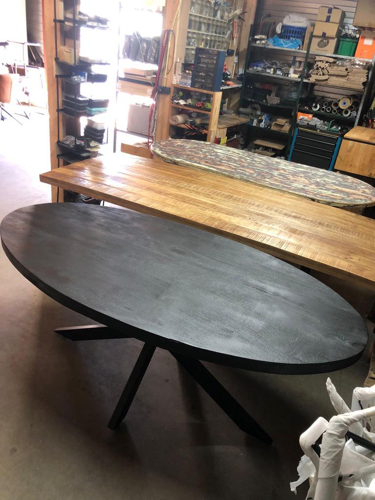 Ovale eettafel van Mangohout met industrieel onderstel, Ophalen, 100 tot 150 cm, Nieuw, 150 tot 200 cm