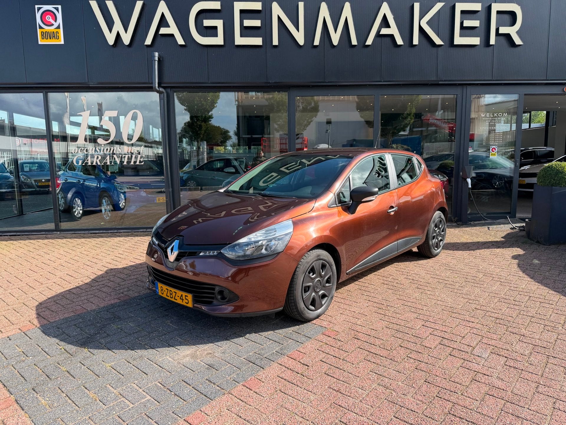 Renault Clio 0.9 TCe Authentique Airco|Cruise|Elektrisch pak, Voorwielaandrijving, Stof, 540 kg, Bruin
