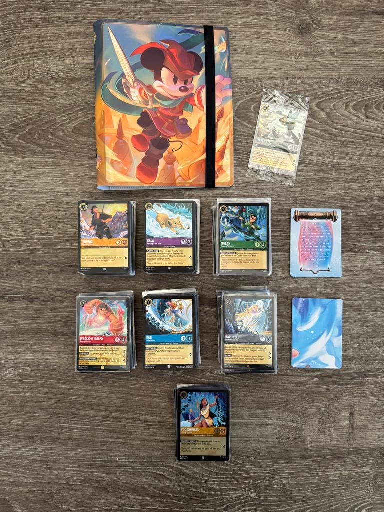 Mooie grote bulk Lorcana “Winterspell” + Verzamelmapje, Ophalen of Verzenden, Nieuw, Meerdere kaarten, Foil