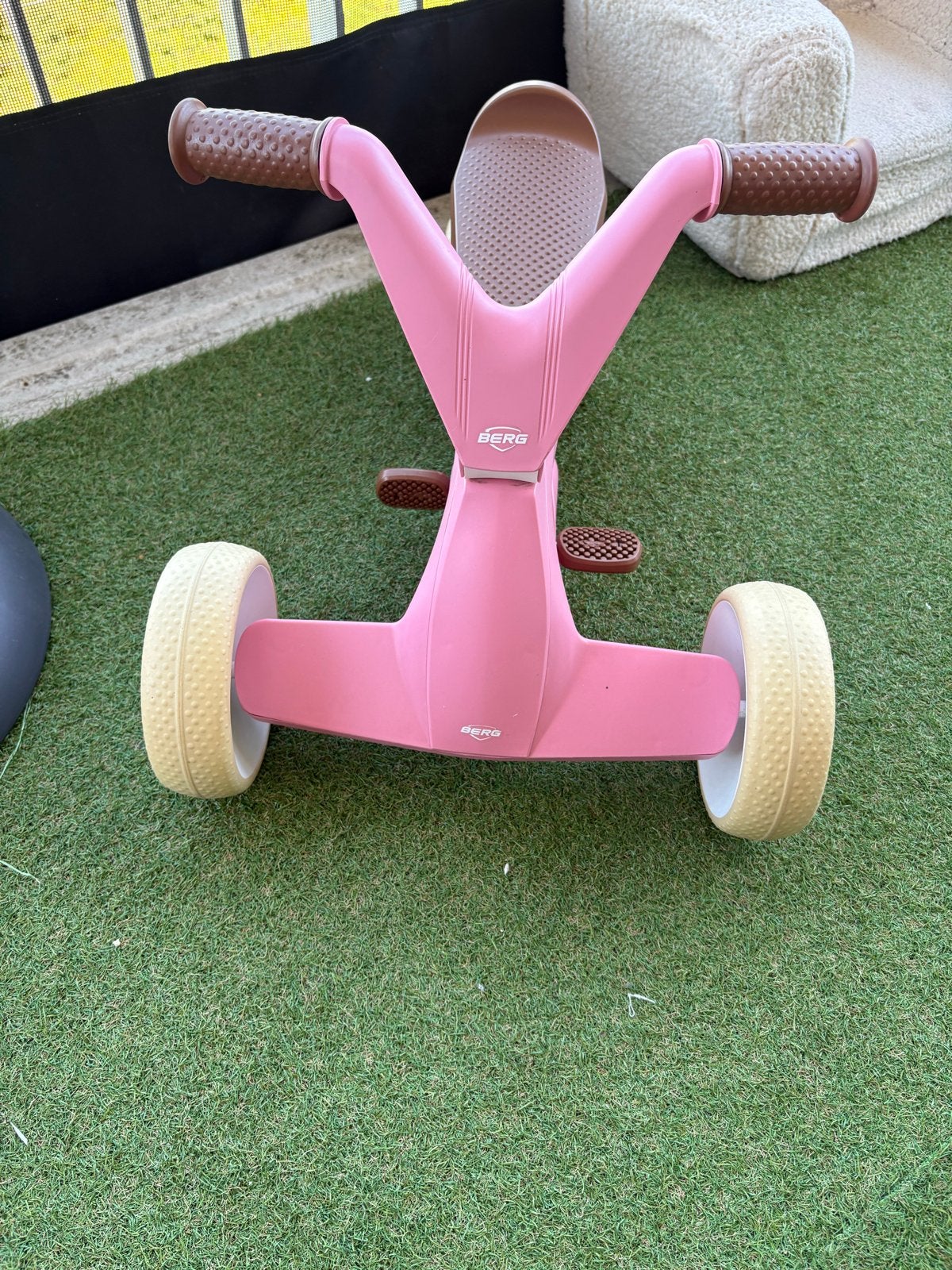 BERG Go2 Loopfiets/Loopauto Roze - Zo goed als nieuw, Ophalen, Zo goed als nieuw, Loopfiets