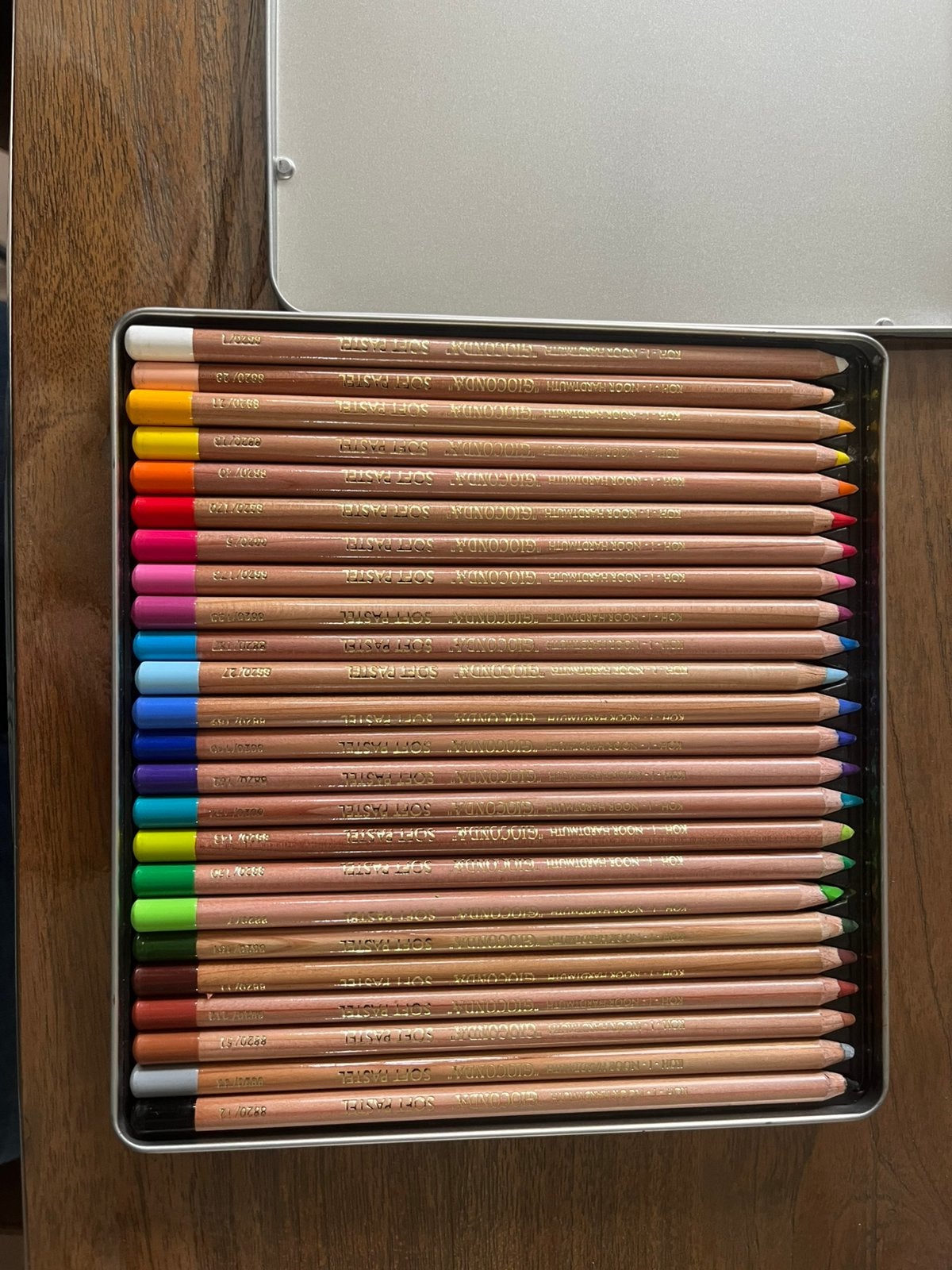 Pastelpotloden Koh-I-Noor Gioconda 24 potloden in blik, Ophalen of Verzenden, Zo goed als nieuw, Potlood of Stift