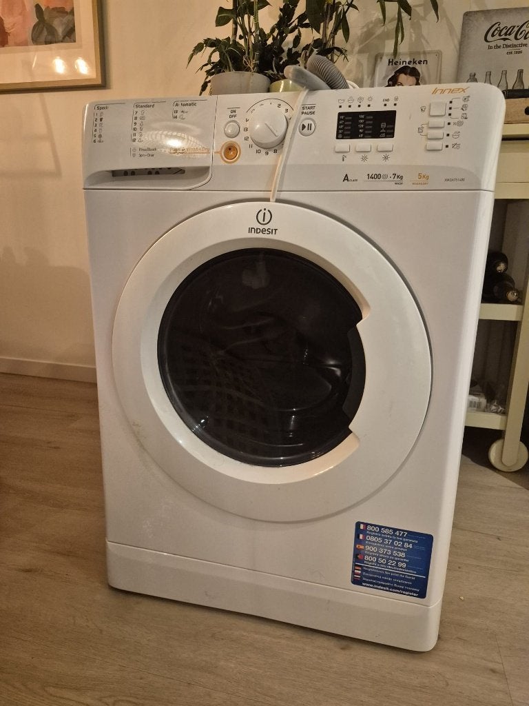 Wasmachine Defect - voor onderdelen of reparatie, Ophalen, Gebruikt, 1200 tot 1600 toeren, 85 tot 90 cm
