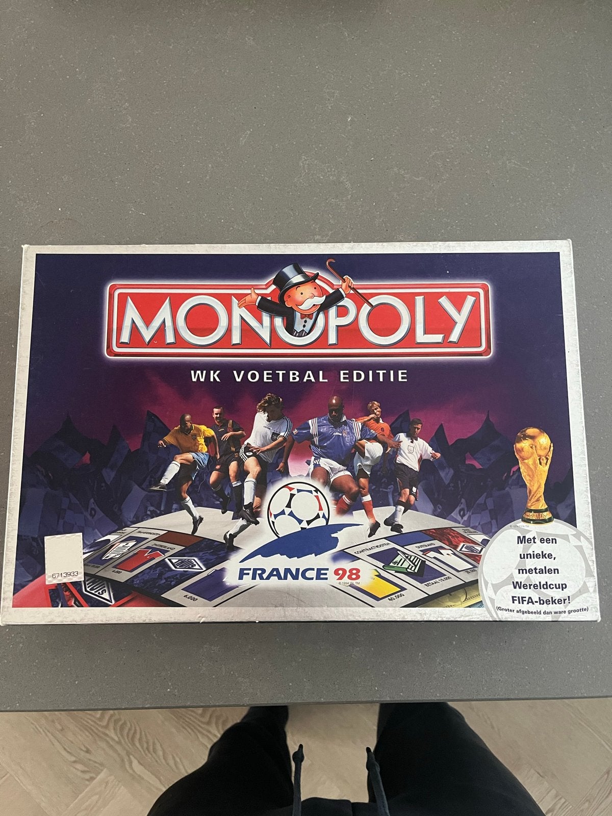 Monopoly WK Voetbal Editie France 98 - Compleet Bordspel, Drie of vier spelers, Ophalen of Verzenden, Gebruikt