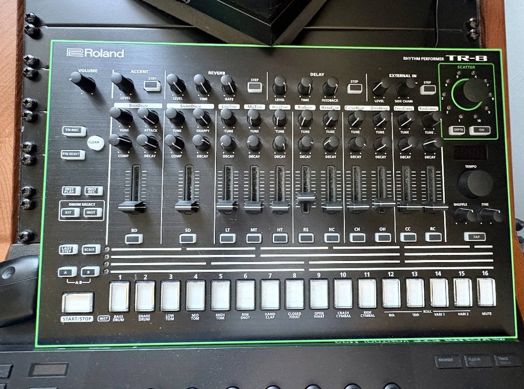 Roland TR-8 drummachine met 7X7 Expansion – zeer goede staat, Ophalen of Verzenden, Zo goed als nieuw, Roland