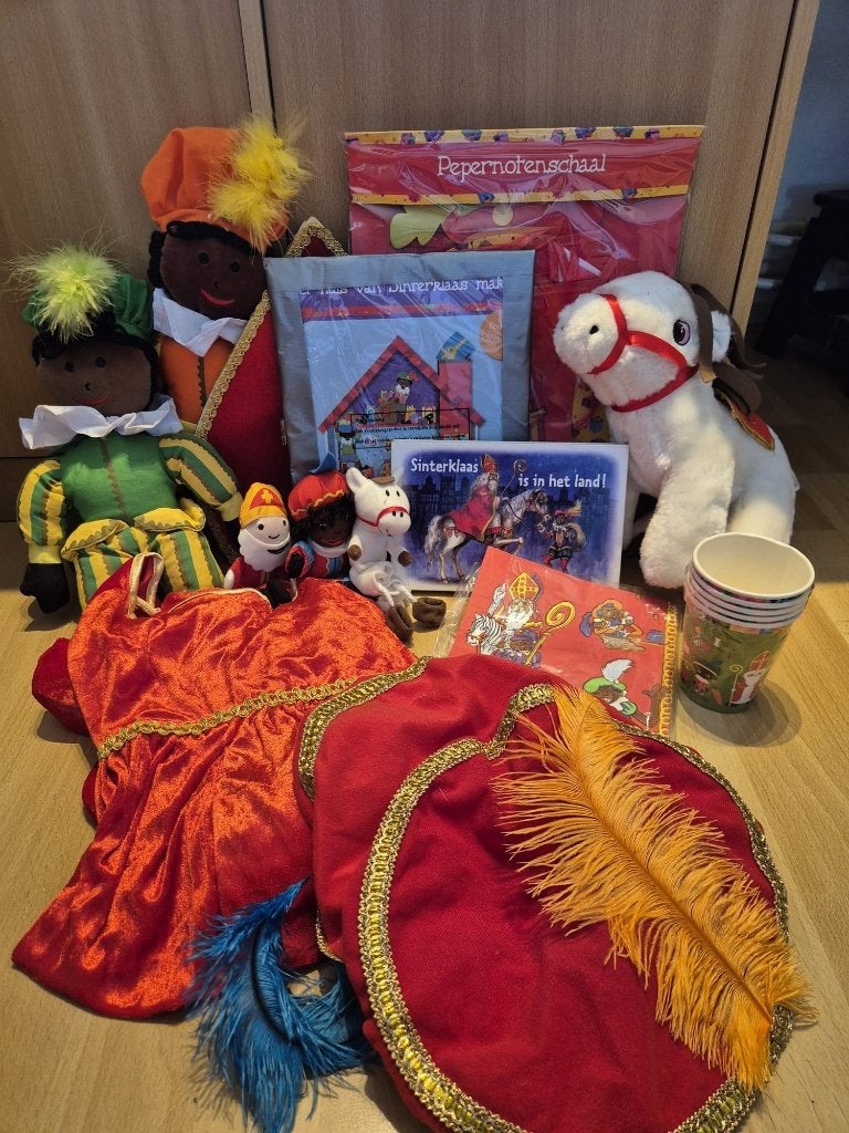 Sinterklaas pakket, Diversen, Ophalen, Zo goed als nieuw