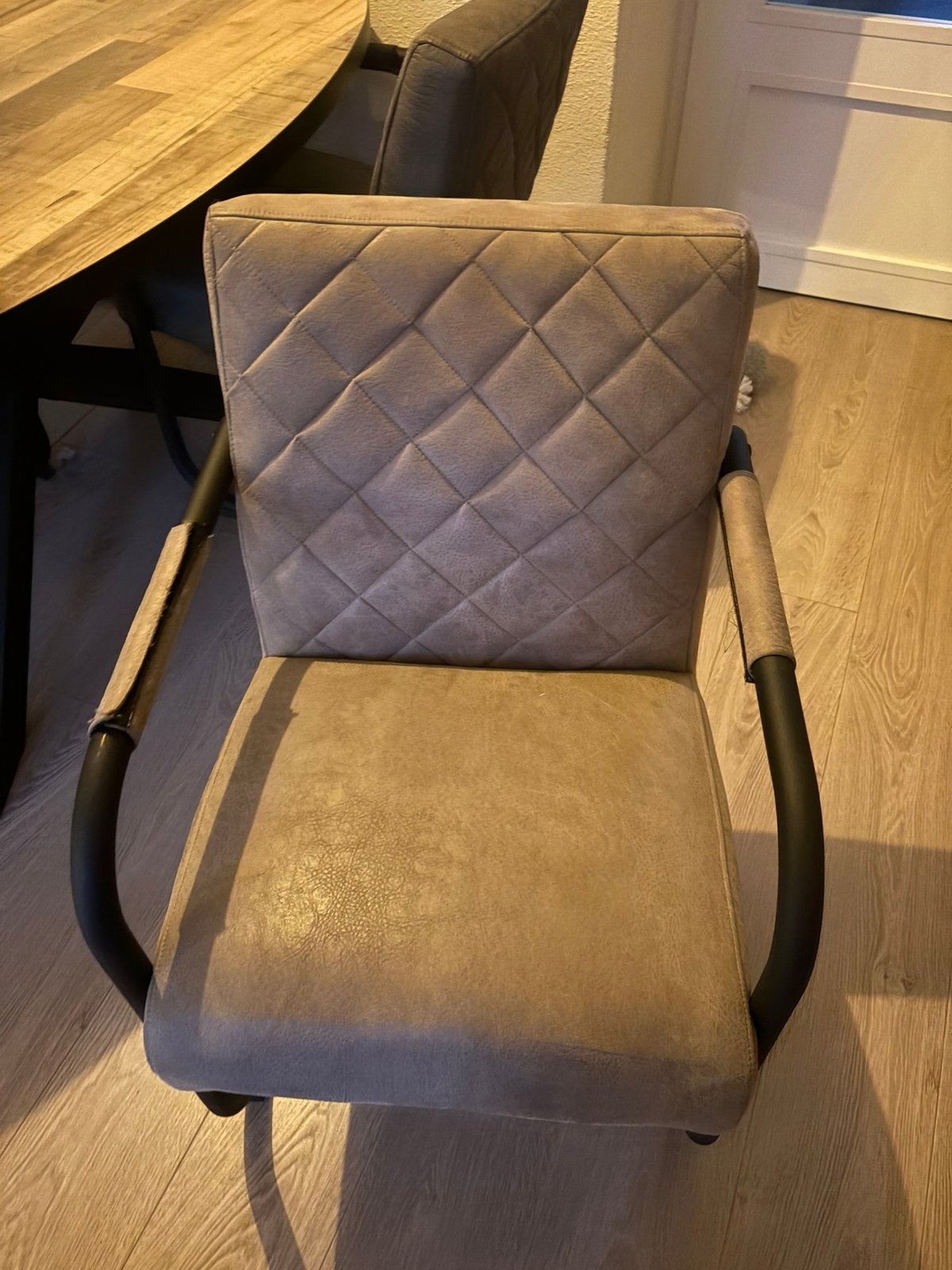 Eetkamer stoelen, Ophalen, Zo goed als nieuw, Grijs, Vier
