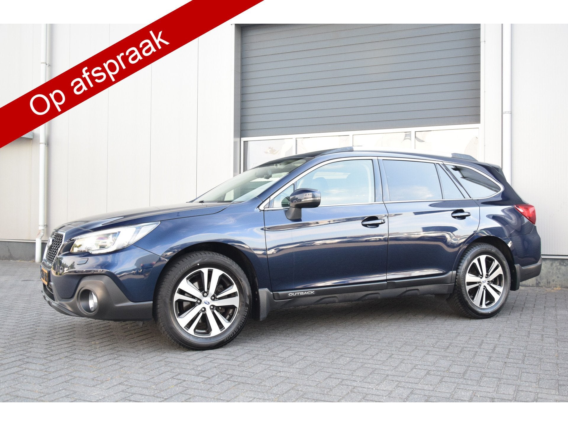 Subaru Outback 2.5i Premium Leer/Verwarmd Schuifdak Trekhaak, Auto's, Subaru, Automaat, Dealer onderhouden, Gebruikt, 4 cilinders
