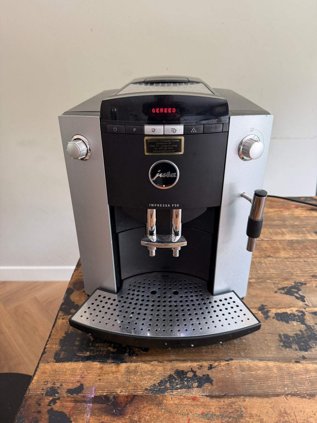 Jura impressa F50 koffiemachine, let op lekt!, Witgoed en Apparatuur, Koffiezetapparaten, Ophalen of Verzenden, Zo goed als nieuw