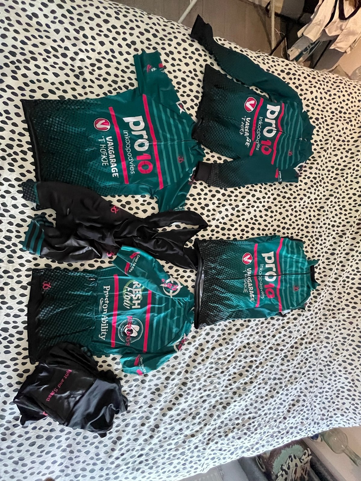 Fietskleding set 36 Cycling - Jasje, windstopper, shirts, bi, Ophalen of Verzenden, Gedragen, Maat 36 (S), Hardlopen of Fietsen