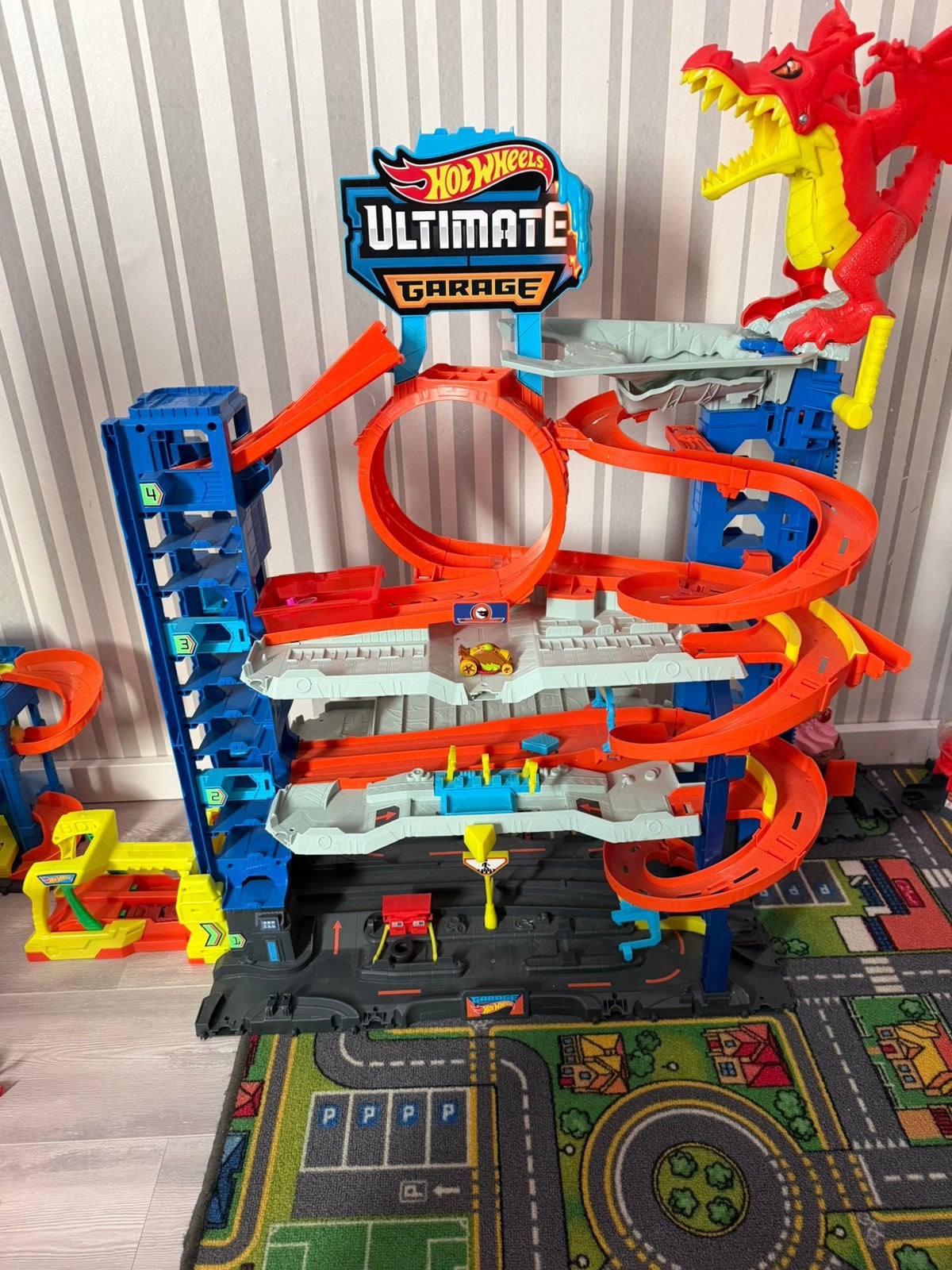 Hot Wheels Ultimate Garage, Ophalen, Racebaan, Zo goed als nieuw, Hot Wheels