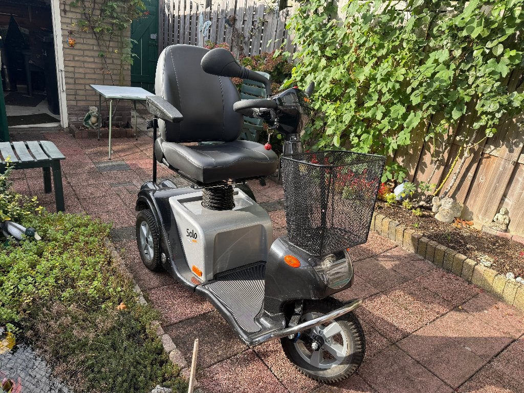 Life & Mobility Solo 3 Comfort – december 2024, Ophalen, Life and Mobility, Zo goed als nieuw, 16 km/u of meer