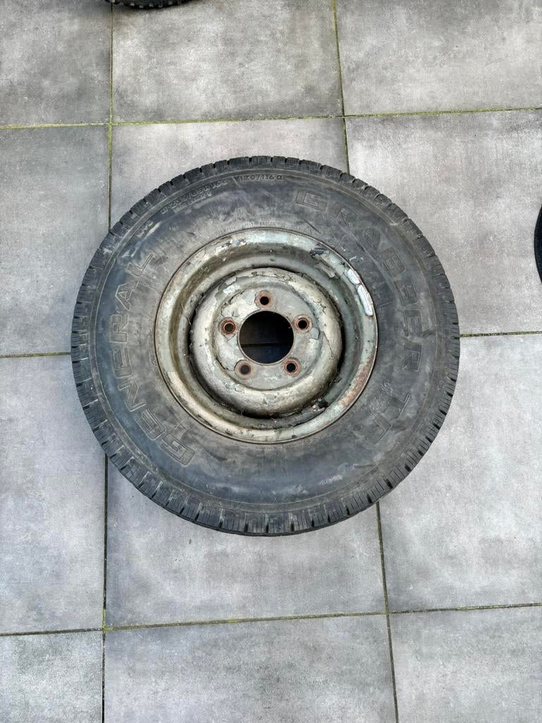 Land rover 235/85 16, Ophalen, Gebruikt