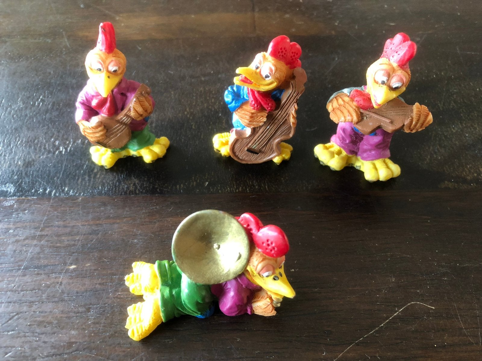 Beeldjes van muziekspelende kippetjes 4 stuks, Ophalen of Verzenden, Zo goed als nieuw, Dier