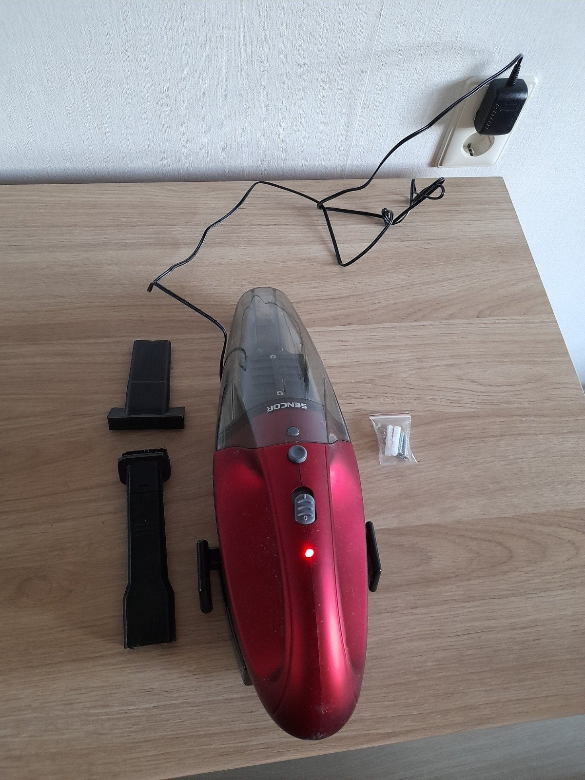 handstofzuiger ( kruimeldief ), Witgoed en Apparatuur, Stofzuigers, Ophalen, Overige merken, Kruimeldief, Zo goed als nieuw