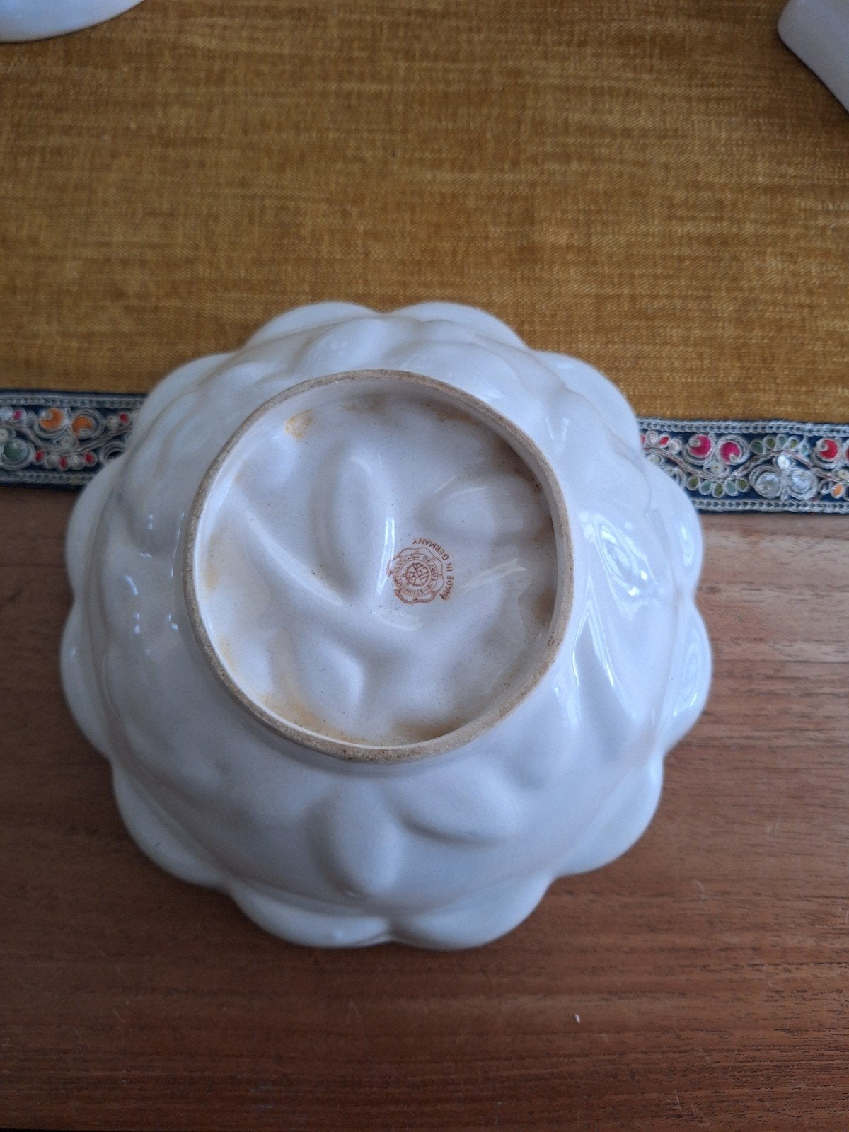 Antieke puddingvorm van wit keramiek,  VEB Torgau, Ophalen of Verzenden