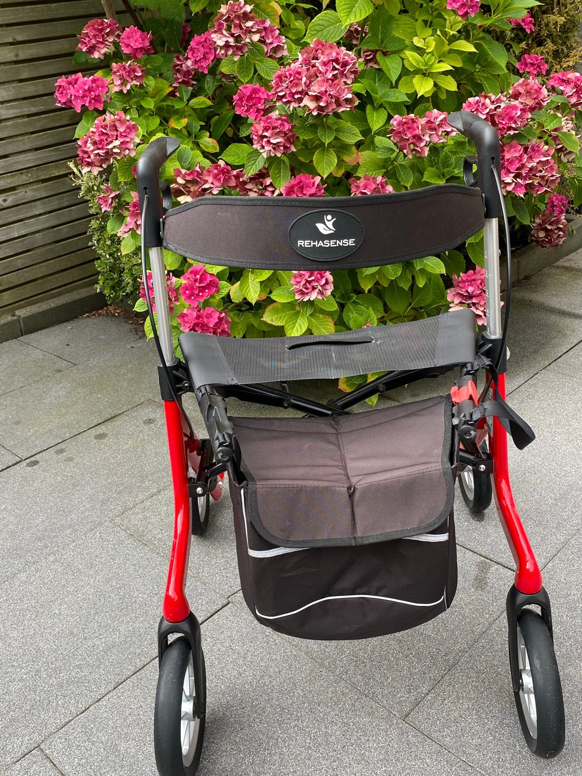 Rollator streamer carbon rood, Diversen, Rollators, Ophalen, Lichtgewicht