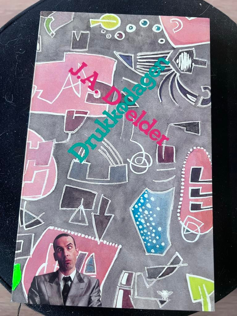 J.A. Deelder - Drukke dagen (Gesigneerd), Ophalen of Verzenden, Gelezen, Nederland