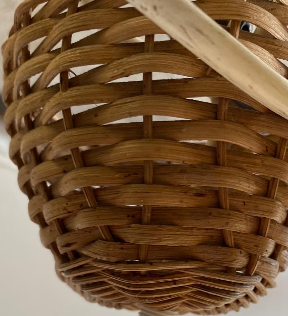 Rotan jaren 70 hanglamp met glazen binnenwerk, Gebruikt, Onbekend, Ophalen of Verzenden, Onbekend