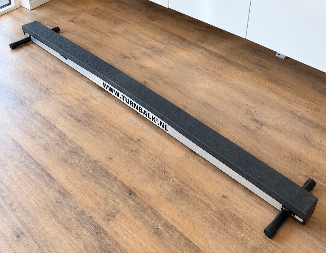Titel: Turnbalk / evenwichtsbalk – ideaal voor thuis turnen, Ophalen of Verzenden, Zo goed als nieuw, Materiaal