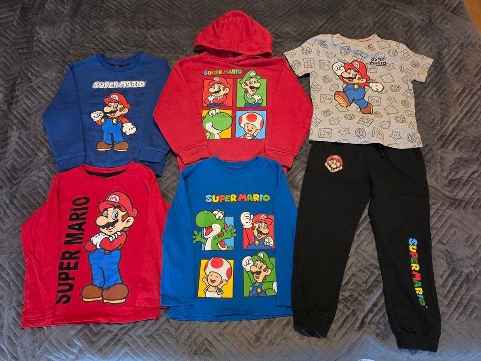 Super Mario kledingpakket maat 116, Super Mario, Ophalen of Verzenden, Zo goed als nieuw, Setje