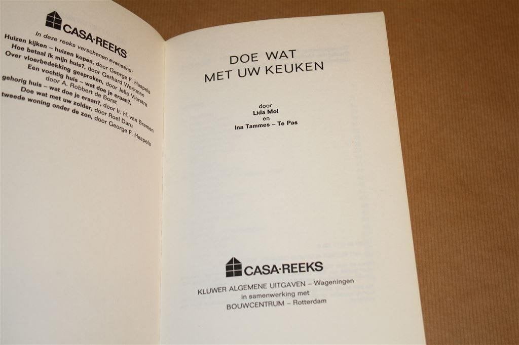Doe wat met uw keuken. Casa-reeks. 1972., Boeken, Ophalen of Verzenden, Gelezen, Tuinieren en Tuinplanten